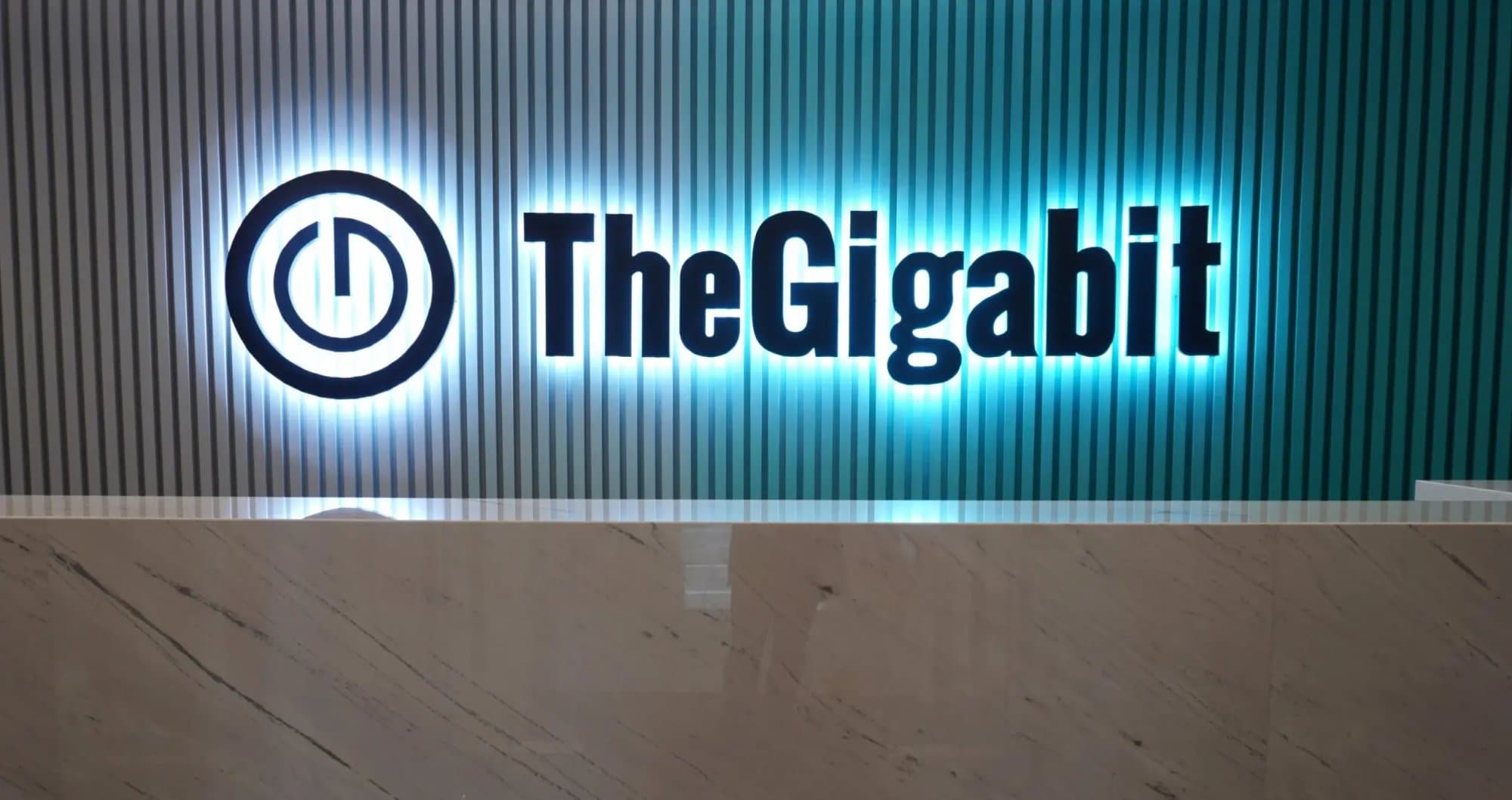 Cover Thegigabit Relocate